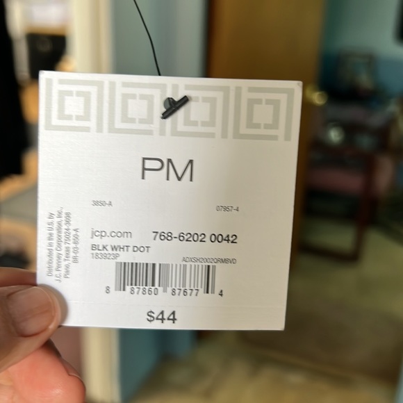 New - Picture 3 of 4